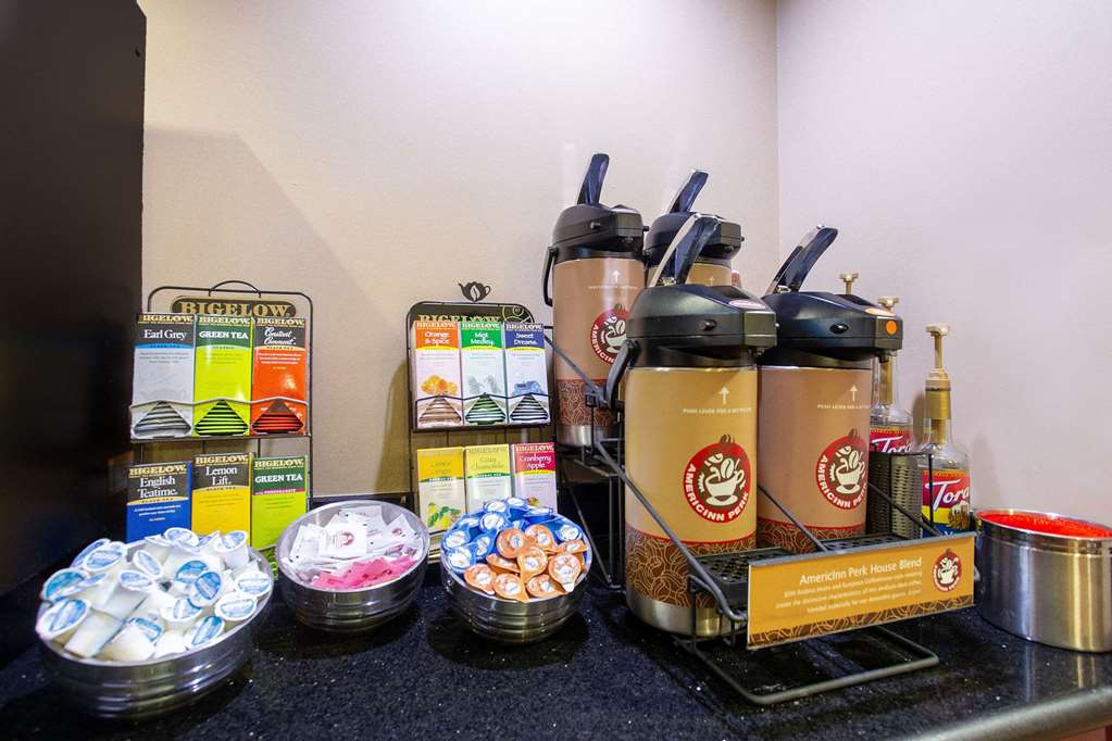 AmericInn by Wyndham Burlington - photo 27