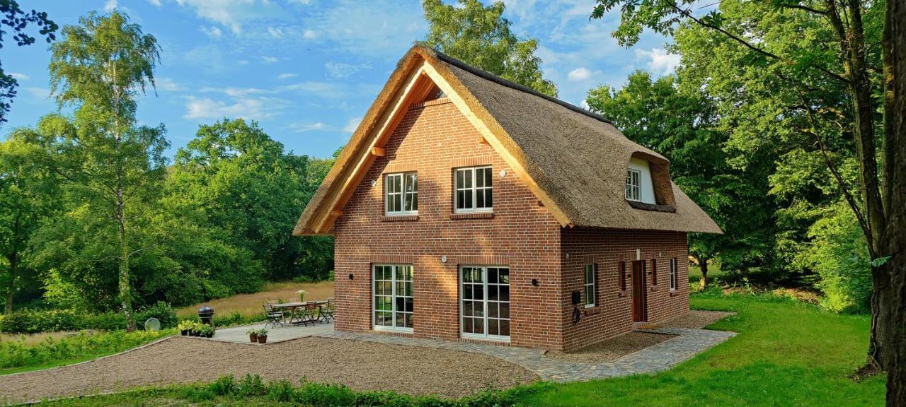 Reetdachhaus In Der Bremer Schweiz — Vegesack