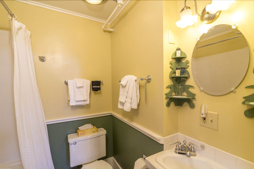 Hancock Inn - photo 23