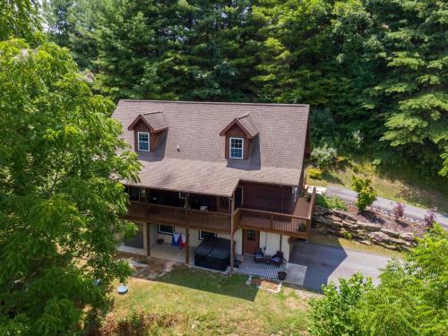 Lazy Bear Inn - photo 35