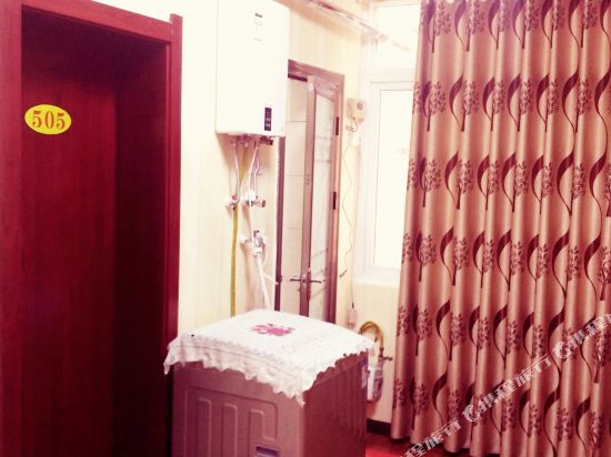 Danjiangkou Xiangyang Family Hotel in Danjiangkou, People's Republic of China