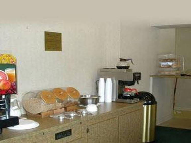 Kentucky Cardinal Inn Elizabethtown - photo 3