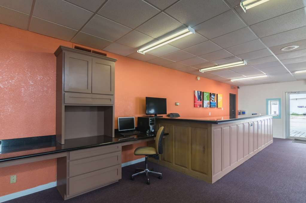 Motel 6 Snyder TX - photo 17