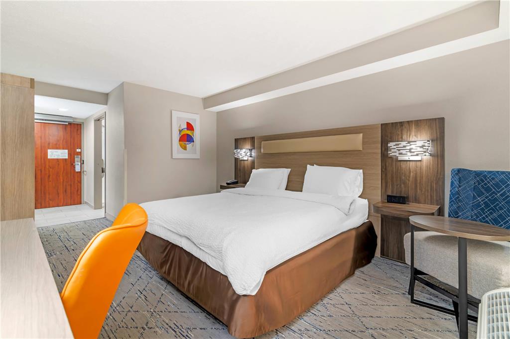 Keene Elm City Hotel an Ascend Collection Hotel - photo 18