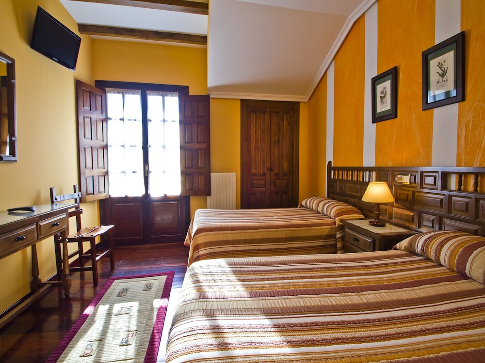 Hostería Miguel Ángel in Santillana, Spain