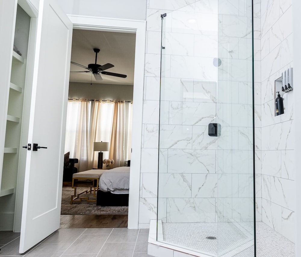 Houston Lux Townhome - photo 45