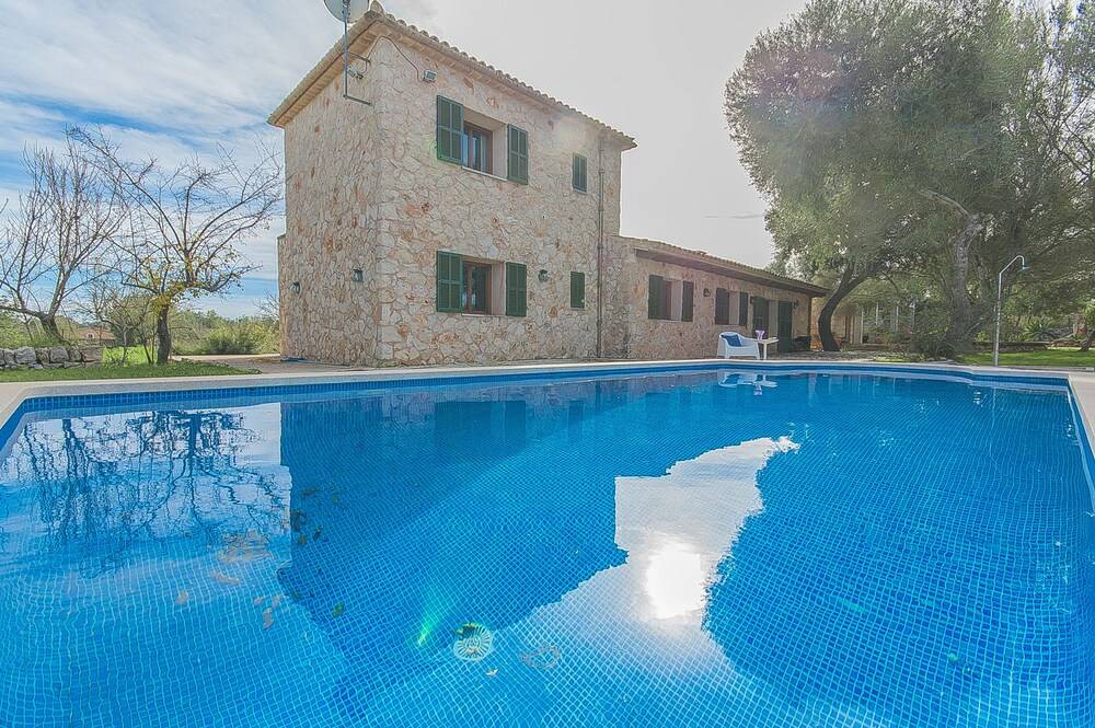 Finca Ses Rotes Velles — 4-Star Luxury Hotel in Costitx, Spain
