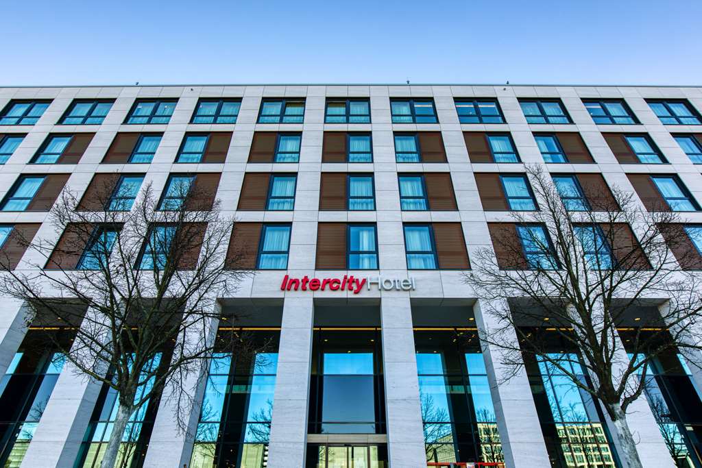 Intercityhotel Berlin Airport Ber Terminal 1 2 — Schoenefeld
