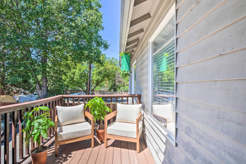 Close To Parks And Brews Sunny Grants Pass Apt 17934487 — Grants Pass