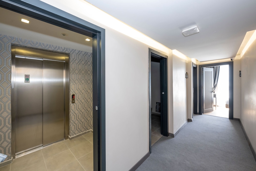 Heaven Inn Airport Hotel in Arnavutkoey, Turkey