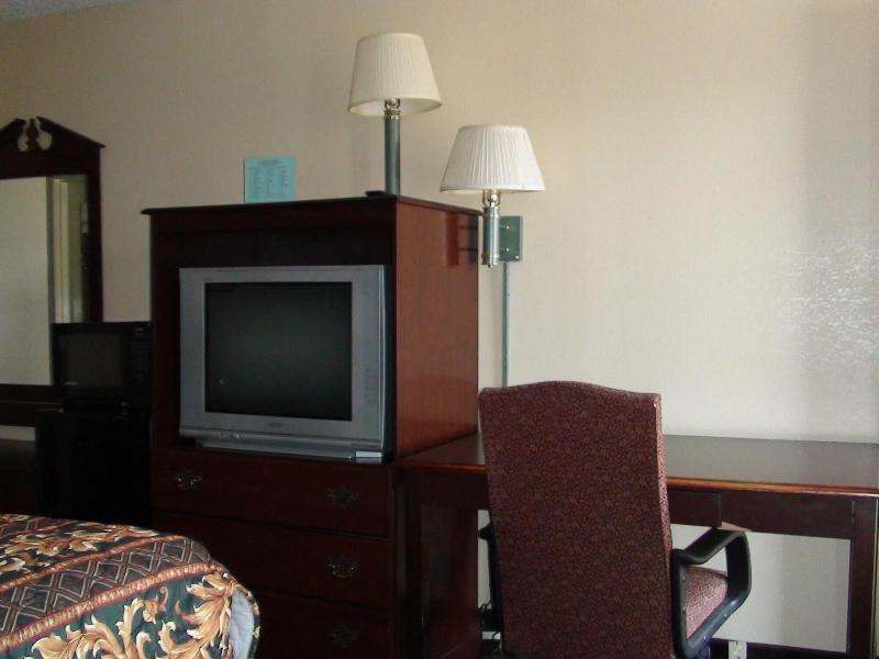 Motel6 Oklahoma City OK Frontier City - photo 17