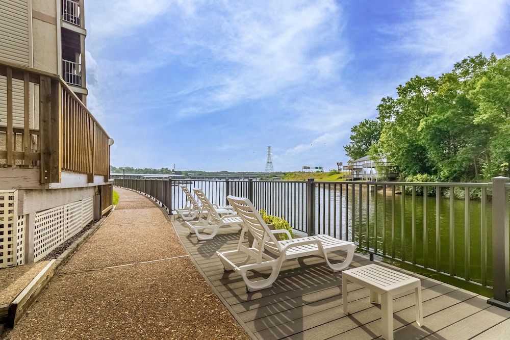 Lakewood Resort by EVRentals - photo 20