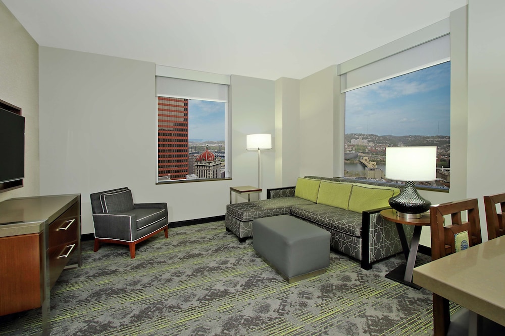 Embassy Suites By Hilton Pittsburgh Downtown - photo 19
