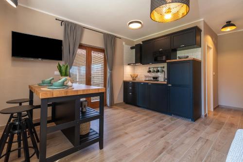 Apartments Villa Coratina — 4-Star Luxury Hotel in Trogir, Croatia