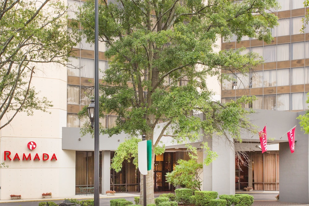 Ramada Hotel & Conf Center by Wyndham Augusta Downtown - photo 2