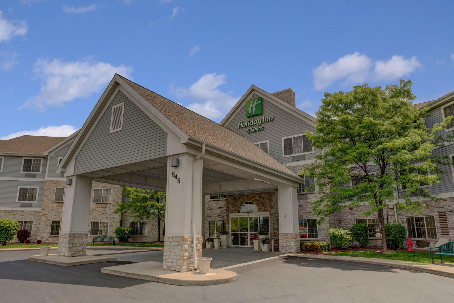 Holiday Inn Hotel & Suites Milwaukee Airport by IHG - photo 2
