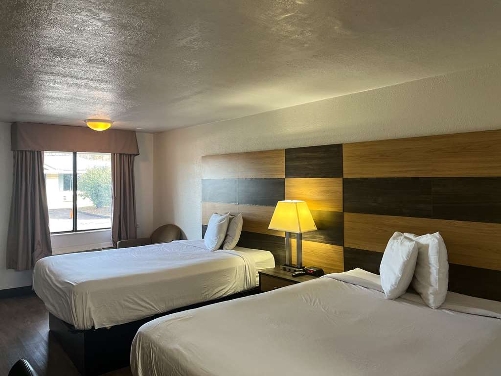 Motel 6 Cross Lanes WV Goff Mountain Rd - photo 9
