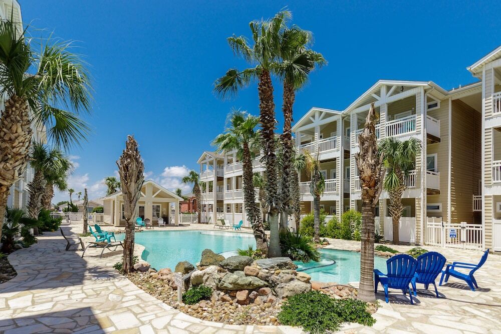 Resort Pool 3 Bedroom ATV Optional Sleeps 10 — 4-Star Luxury Hotel in Corpus Christi, United States