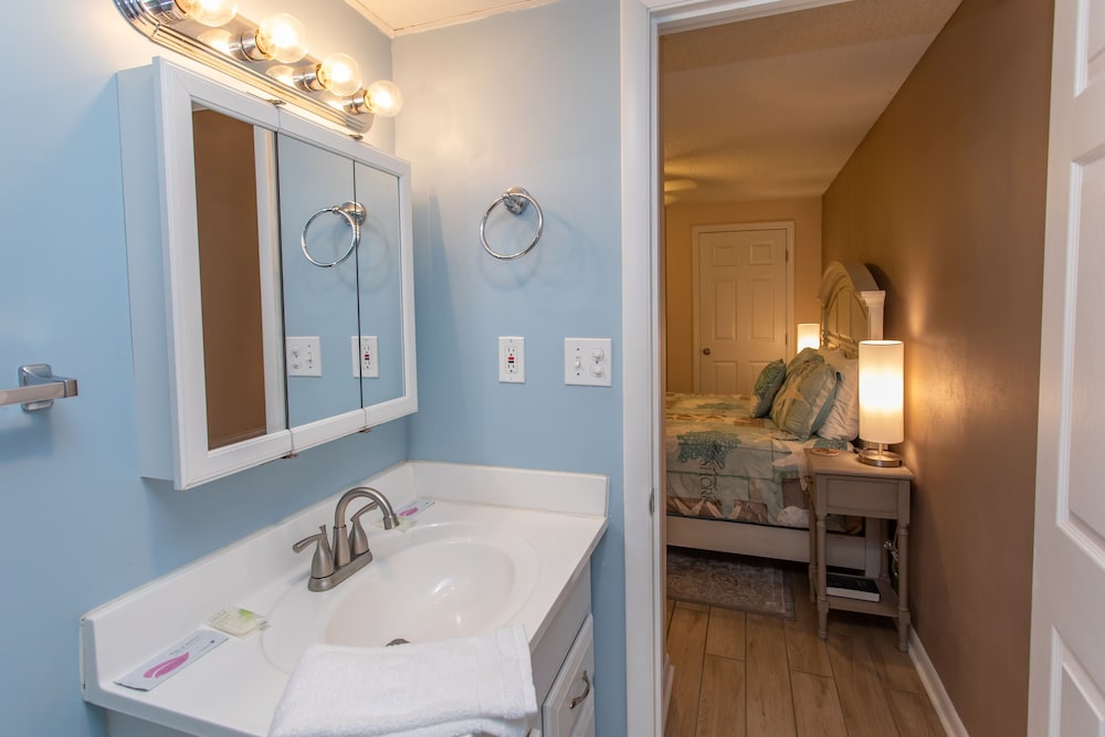 Royal Garden Resort 1506 2 Bedroom Condo by RedAwning - photo 18