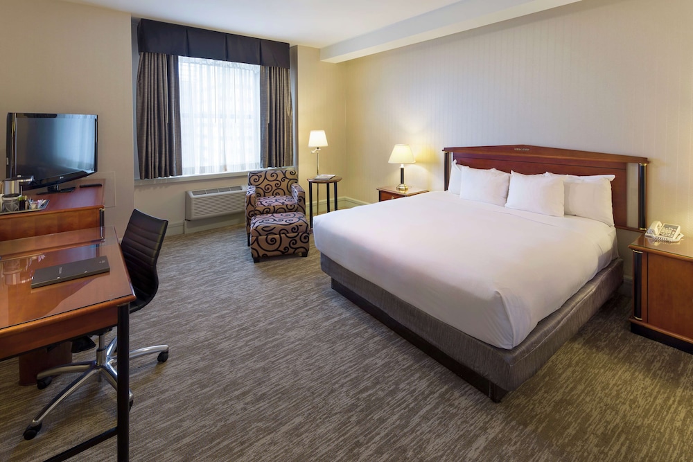 Hilton Cincinnati Netherland Plaza - photo 18