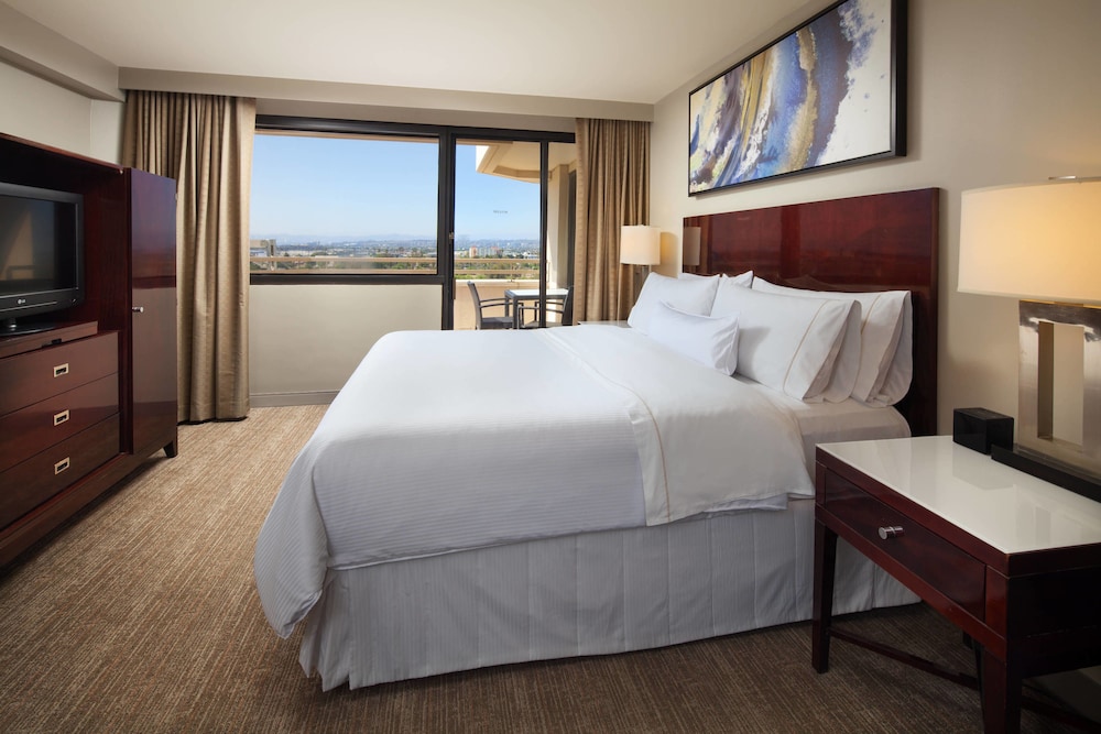 The Westin Los Angeles Airport - photo 16