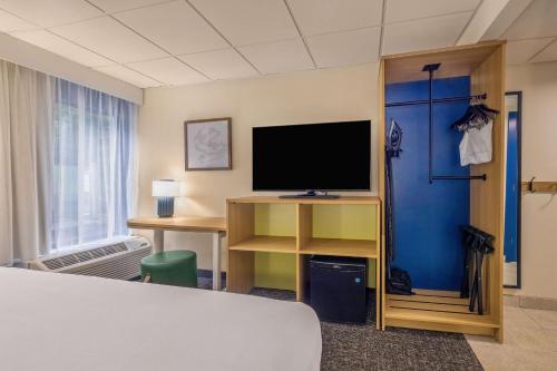 Spark by Hilton Clarks Summit - photo 31