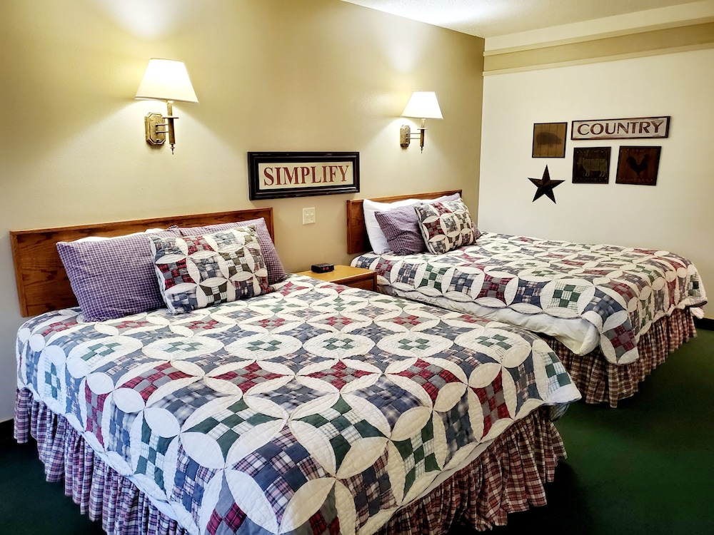 Covered Wagon Motel - photo 40