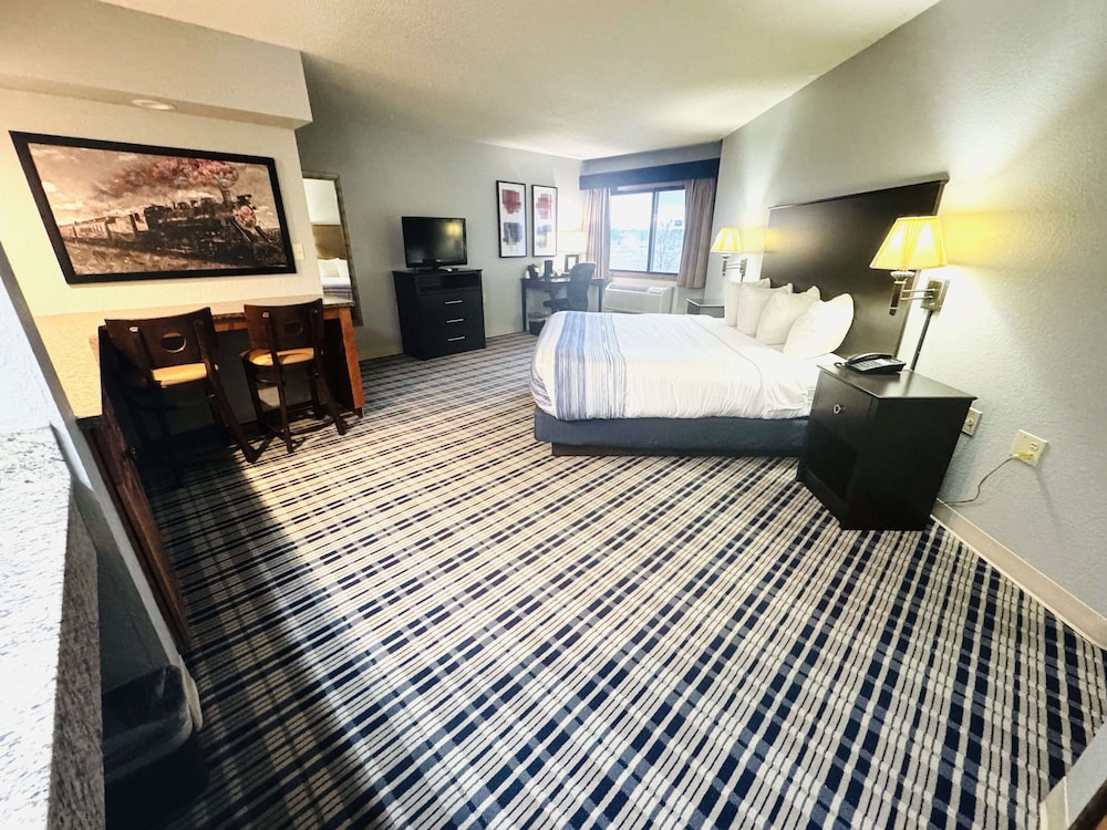 AmericInn by Wyndham Ames - photo 24