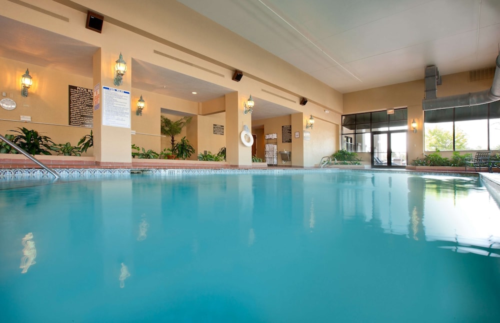 Embassy Suites Northwest Arkansas Hotel Spa & Convention - photo 47