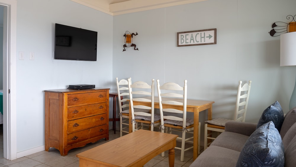 Driftwood Resort - photo 67