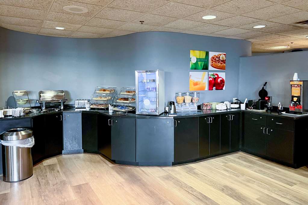 Quality Inn & Suites Orland Park Chicago - photo 44