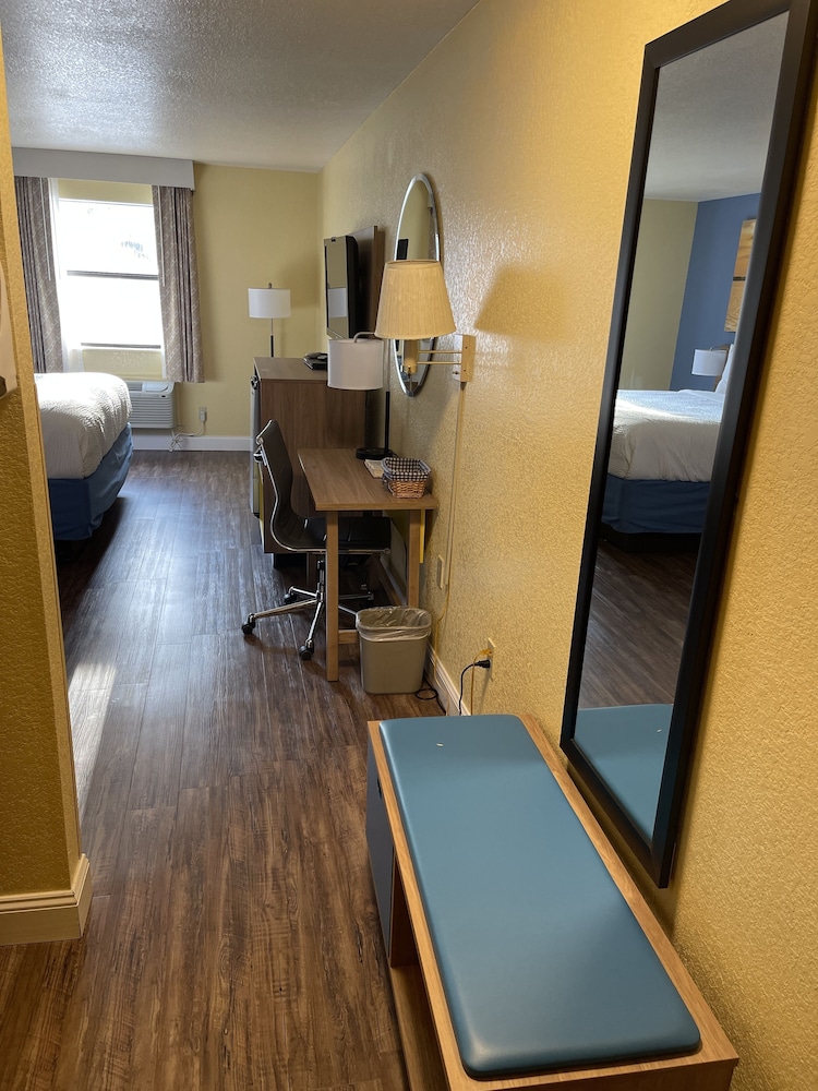 Days Inn by Wyndham Fordyce - photo 20