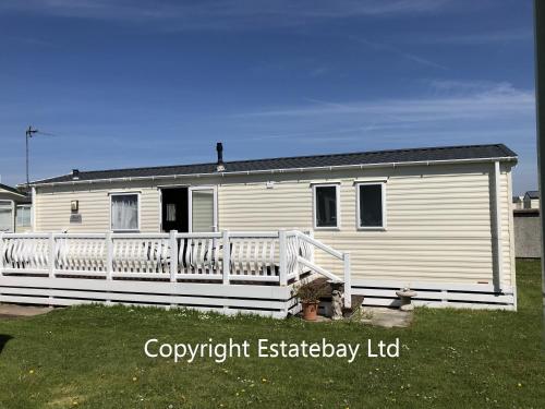 Lovely 3 bed Caravan in Beautiful North Wales in Rhyl, United Kingdom