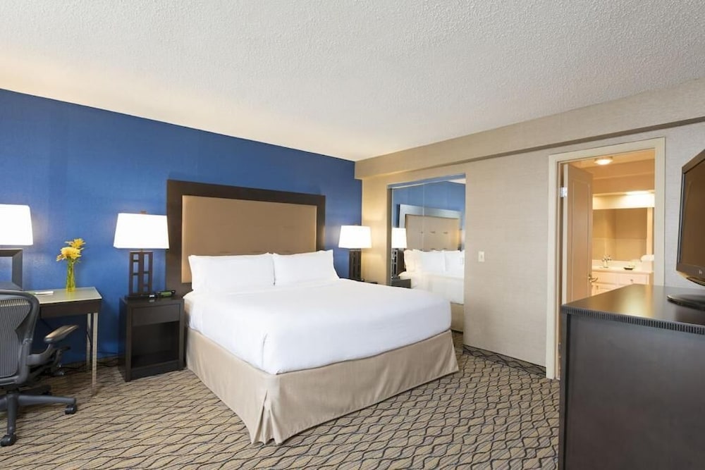 Grand Royal Hotel O'Hare Chicago — hotel in Elk Grove Village