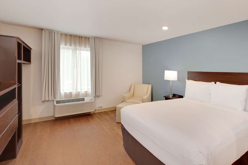 WoodSpring Suites Las Colinas Northwest Dallas - photo 7