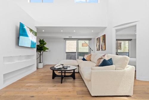 The Diamond Dune Upscale 3 Level 4BR Terrace Santa Monica — 4-Star Luxury Hotel in Los Angeles, United States
