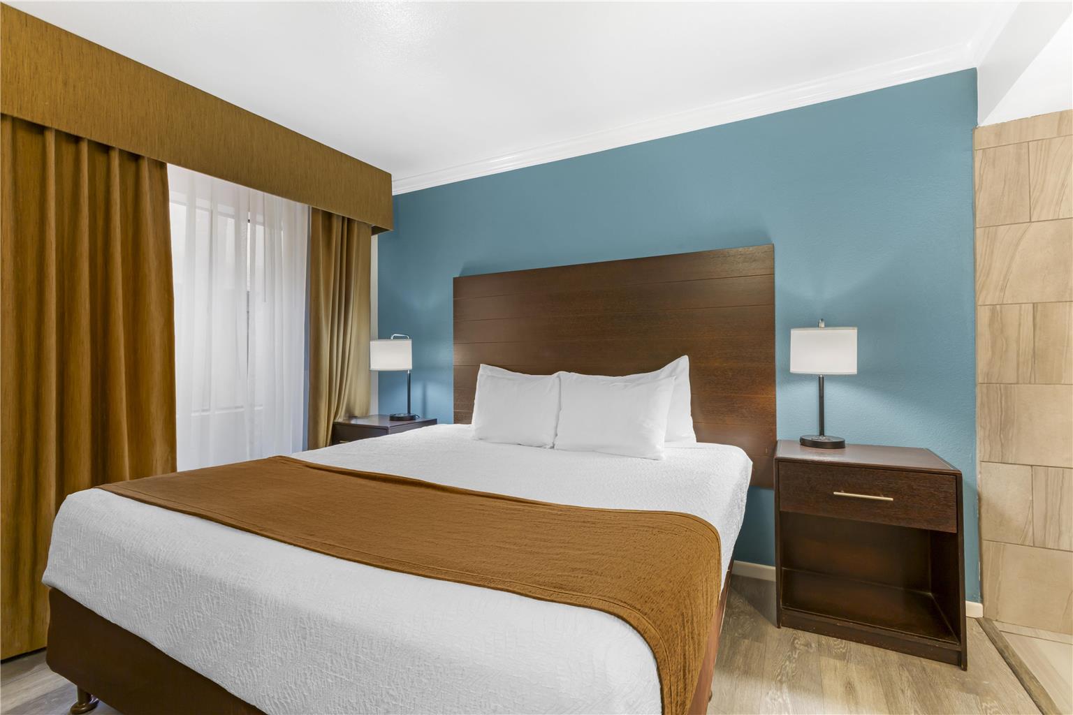 Best Western InnSuites Tucson Foothills Hotel & Suites - photo 45