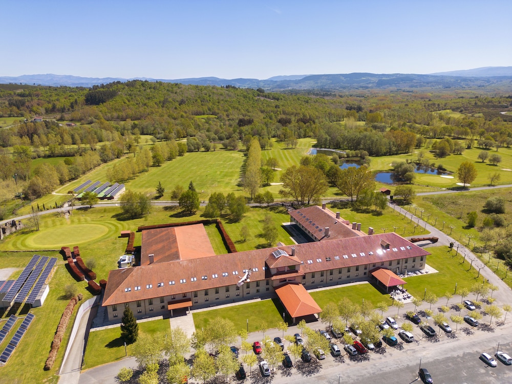 Iberik Augas Santas Balneario Golf — Panton