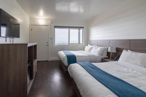 Sea Breeze Motel - photo 21