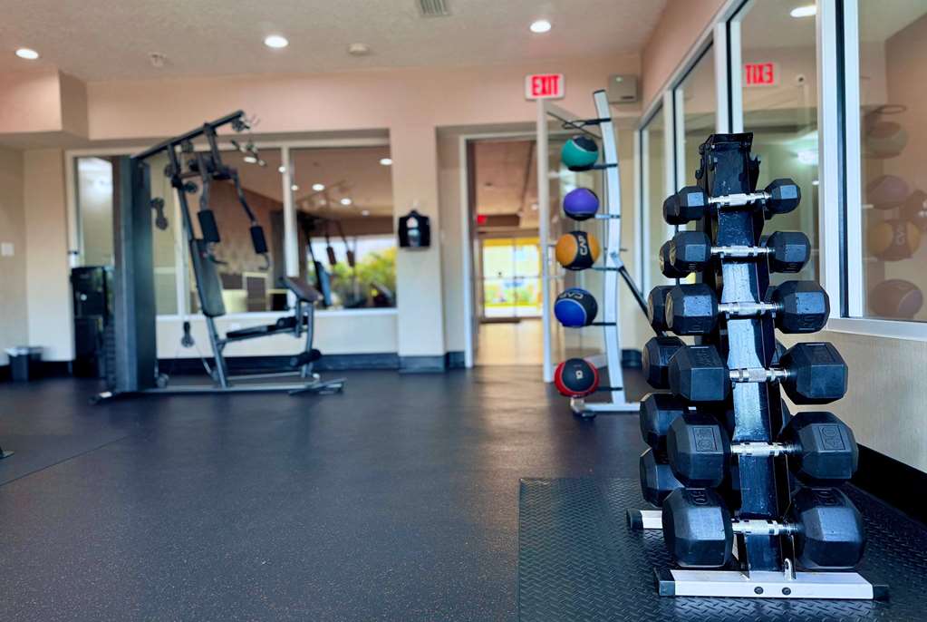 La Quinta Inn & Suites by Wyndham Orlando Universal area - photo 8