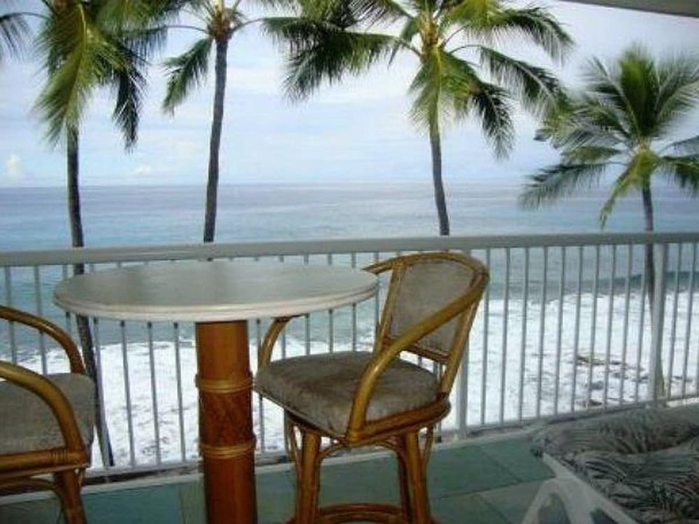 Kona Magic Sands Resort - photo 8