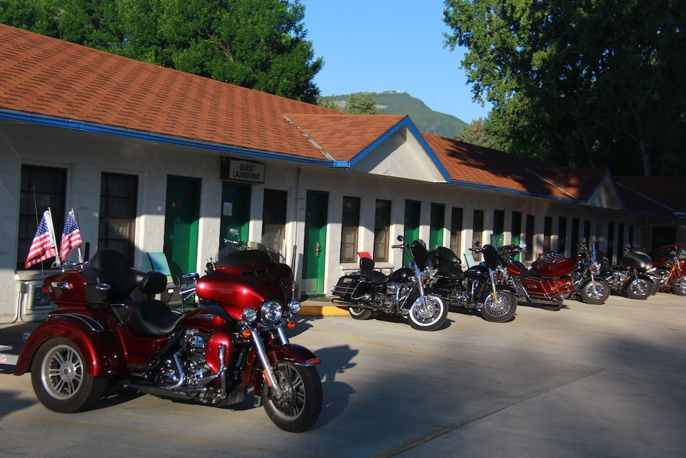Sunrise Motor Inn - photo 42