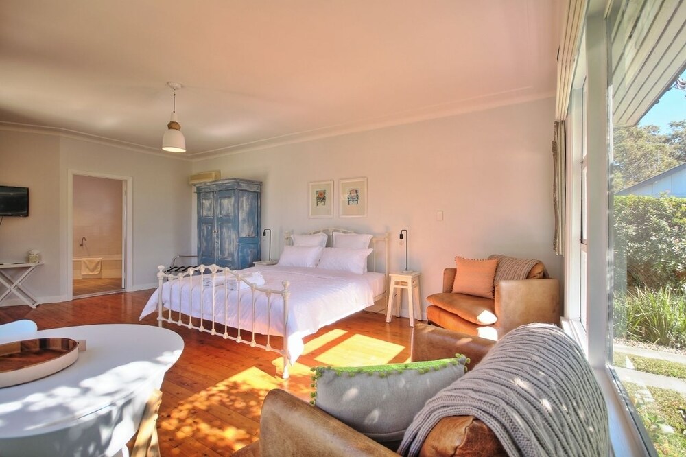 Dolphin Sands - carbon neutral hotel in Unknown City