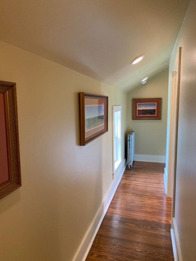 The Hygrade Inn - photo 40