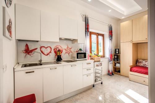 Casa Lolla a Red Rose in Sorrento — 4-Star Luxury Hotel in Sorrento, Italy