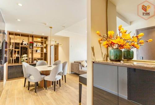 Sunrise City View 2 Bedroom Vip — 4-Star Luxury Hotel in Ho Chi Minh City, Vietnam