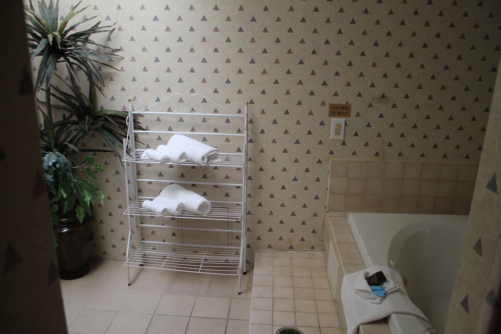 Sunrise Inn Hotel - photo 18