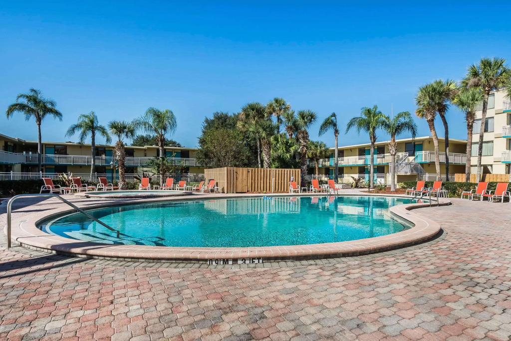 Clarion Hotel Orlando International Airport - photo 15