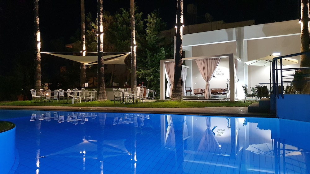Elizabeth Suites - last minute hotel in Chania