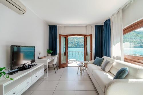 Darsena Brienno by Quokka 360 Access to lake — 4-Star Luxury Hotel in Argegno, Italy